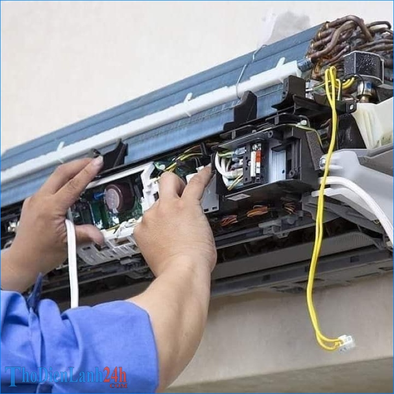Điều Hòa “Khóc Thét” Tại Cẩm Lệ? Gọi Ngay Thợ Điện Lạnh 24h!