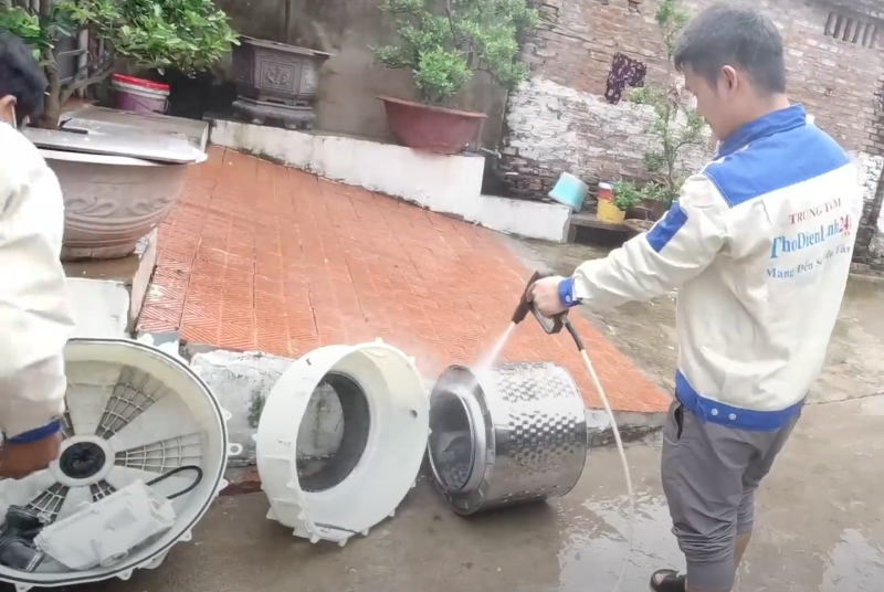 Liên hệ ThoDienLanh24h để được tư vấn và hỗ trợ